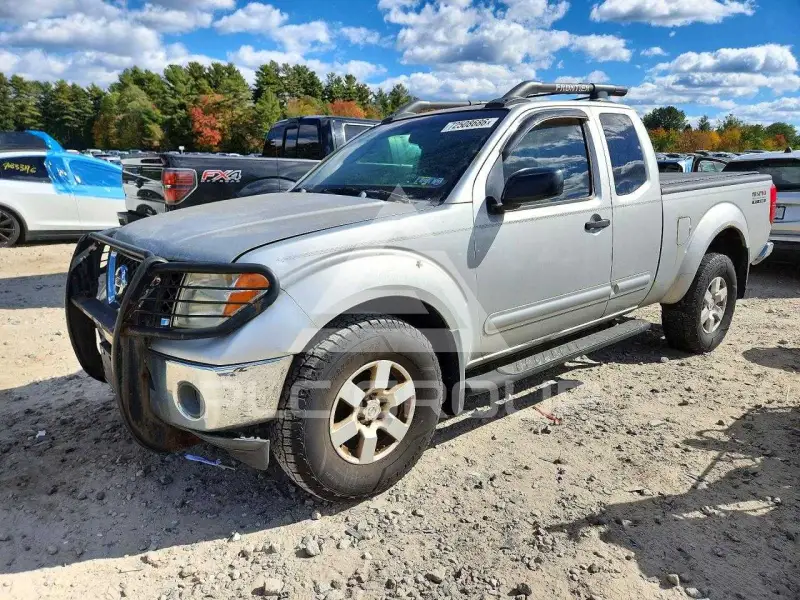 2005 Nissan FRONTIER photo