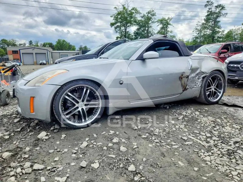 2005 Nissan 350Z фото