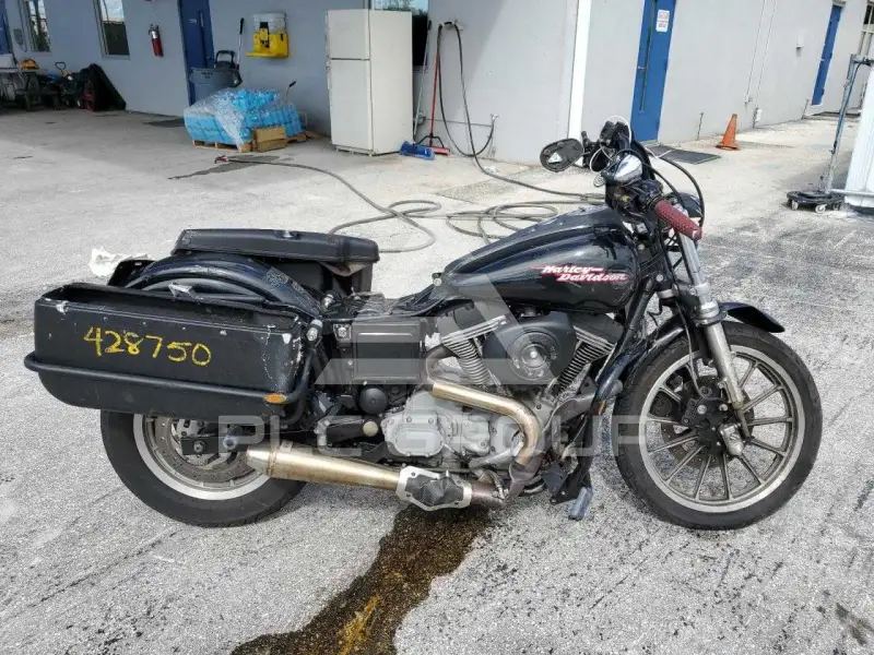 2005 Harley-Davidson Fx photo
