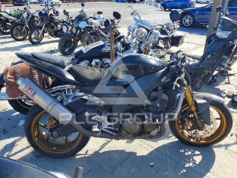 2005 Kawasaki Ninja900 фото