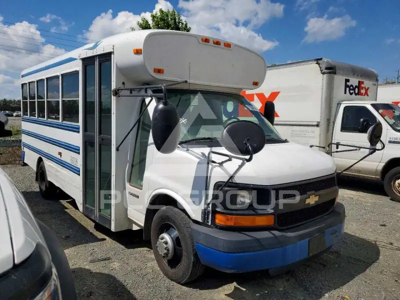 2005 Chevrolet Express фото