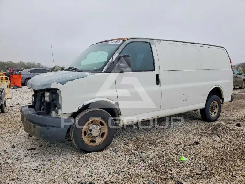 2005 Chevrolet Express photo