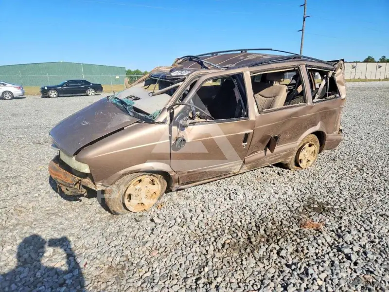 2005 Chevrolet ASTRO photo