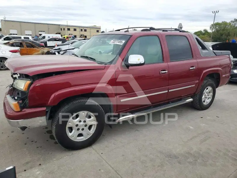 2005 Chevrolet Avalanche photo