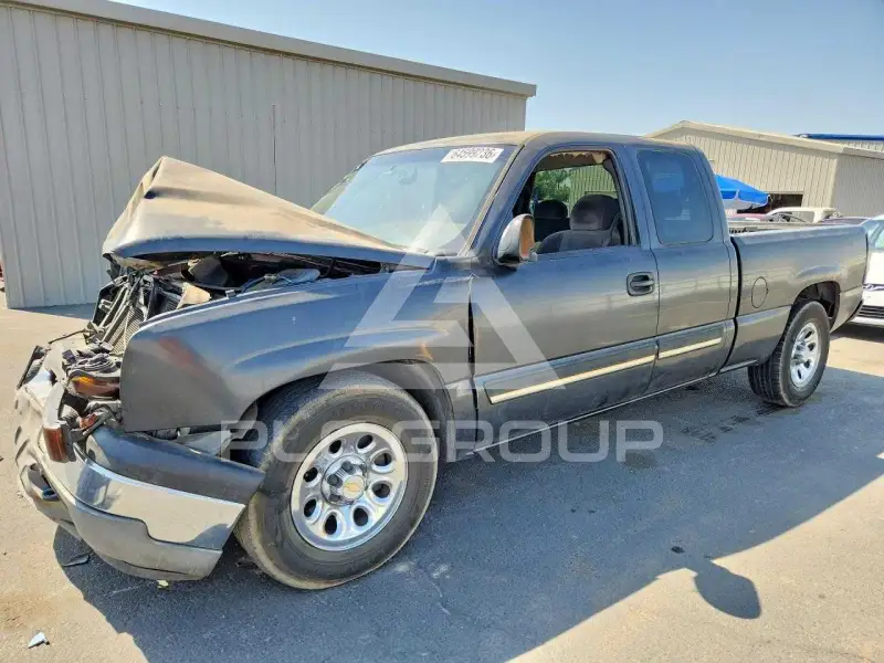 2005 Chevrolet Silverado photo
