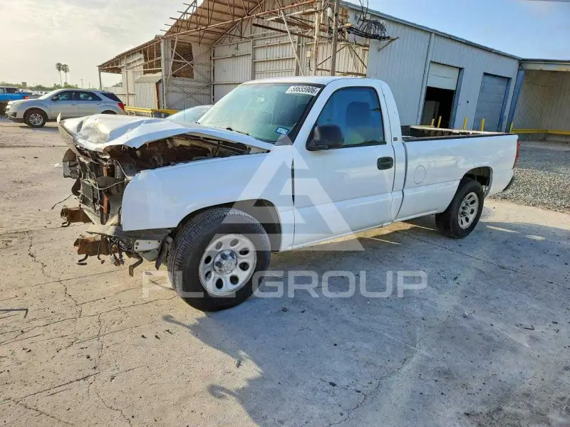 2005 Chevrolet Silverado photo