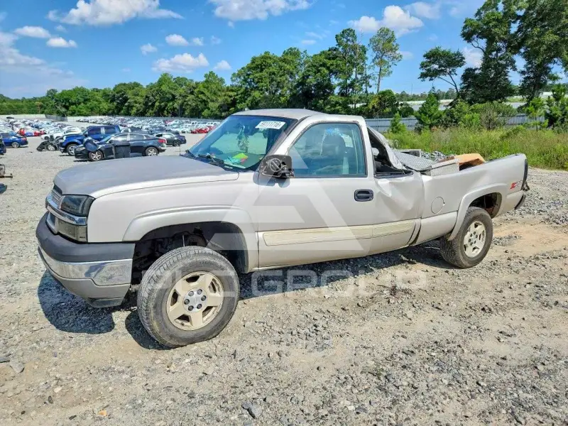2005 Chevrolet Silverado photo