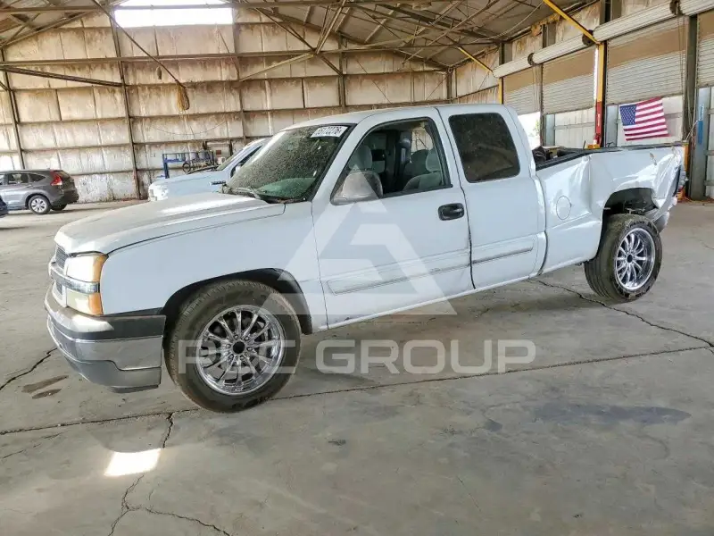 2005 Chevrolet Silverado photo