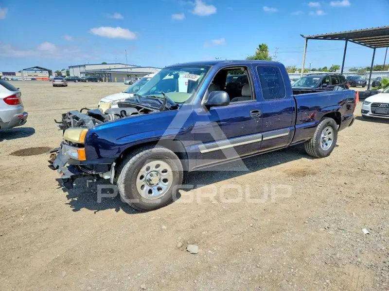 2005 Chevrolet Silverado photo