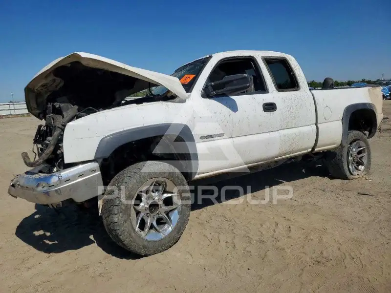 2005 Chevrolet Silverado photo