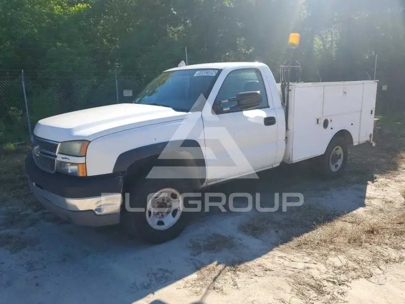 2005 Chevrolet Silverado photo