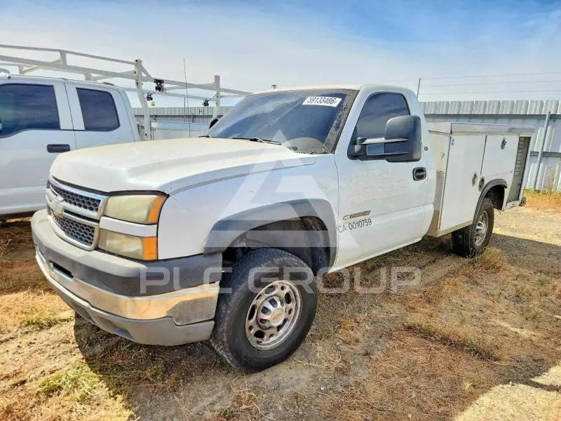 2005 Chevrolet Silverado photo