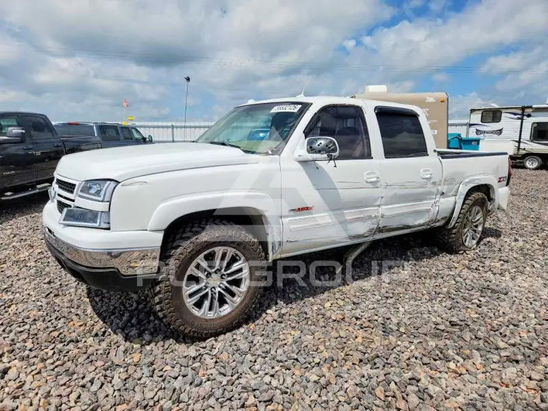 2005 Chevrolet Silverado photo