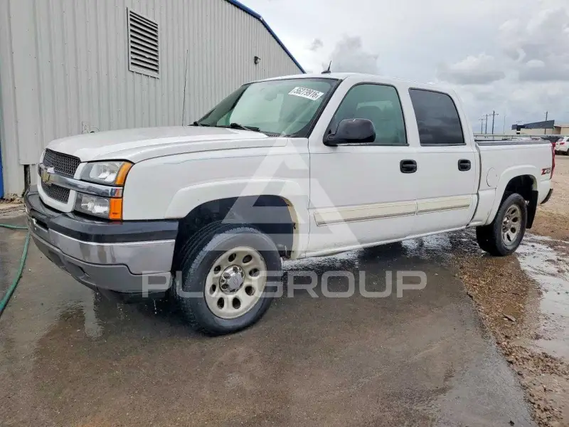 2005 Chevrolet Silverado photo
