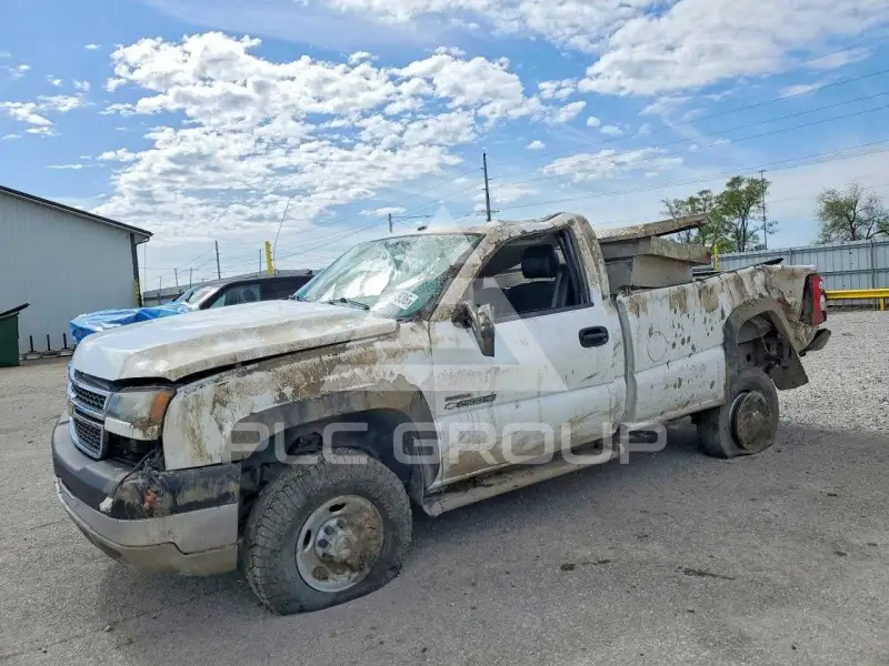 2005 Chevrolet Silverado photo