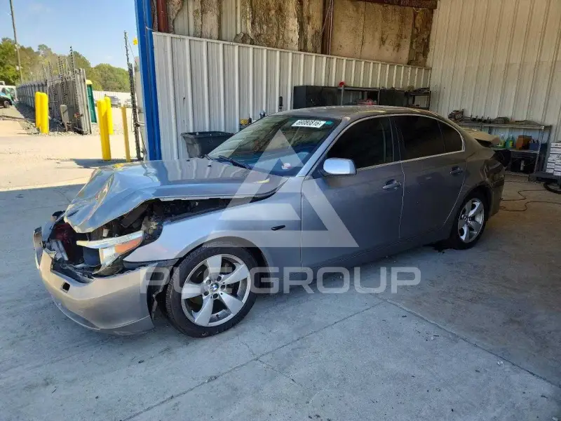 2005 BMW 525 photo