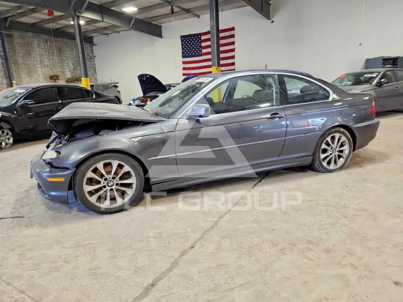 2005 BMW 330 фото