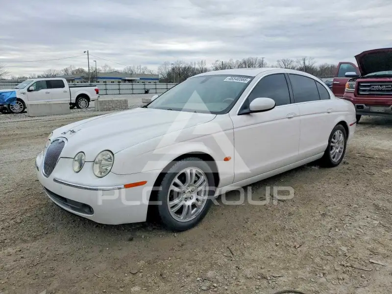2005 Jaguar S-TYPE photo