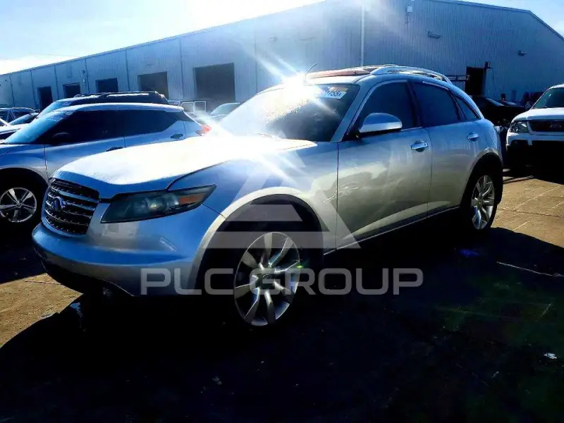 2005 Infinity FX45 photo