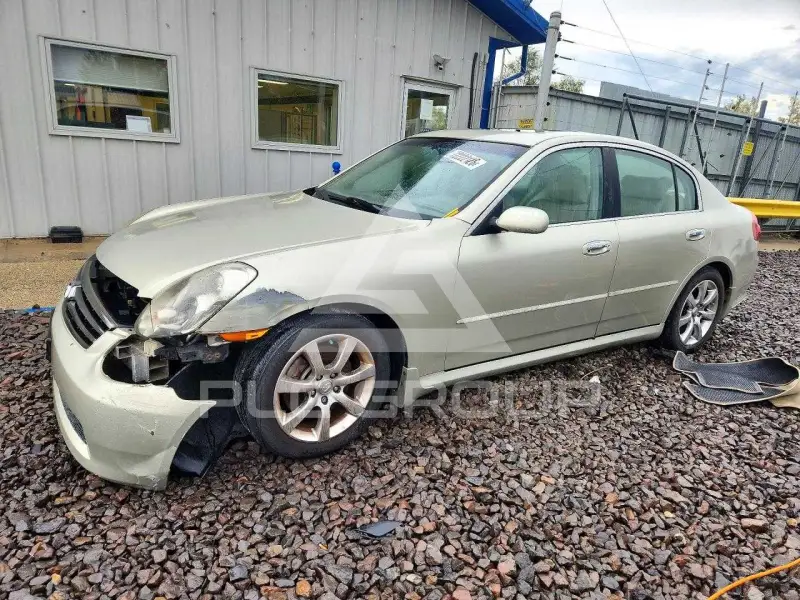 2005 Infinity G35 photo