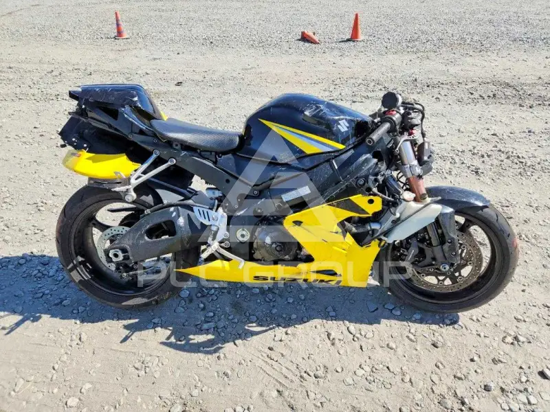 2005 Suzuki GSX photo