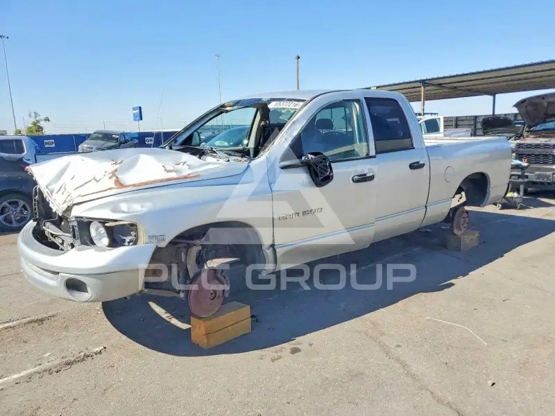 2005 Dodge RAM photo