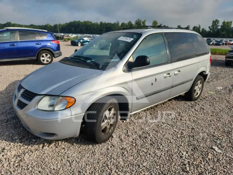 2005 Dodge CARAVAN photo
