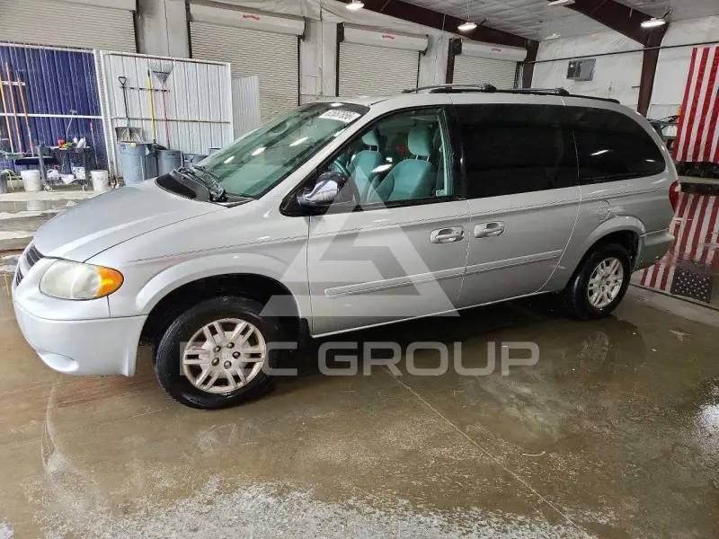 2005 Dodge CARAVAN photo