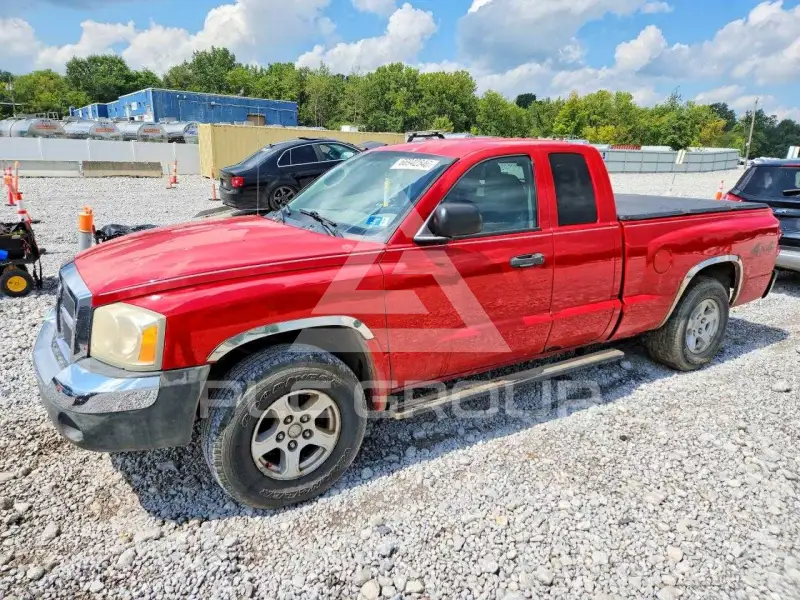 2005 Dodge DAKOTA фото