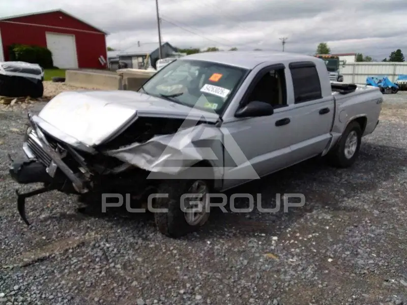 2005 Dodge DAKOTA photo