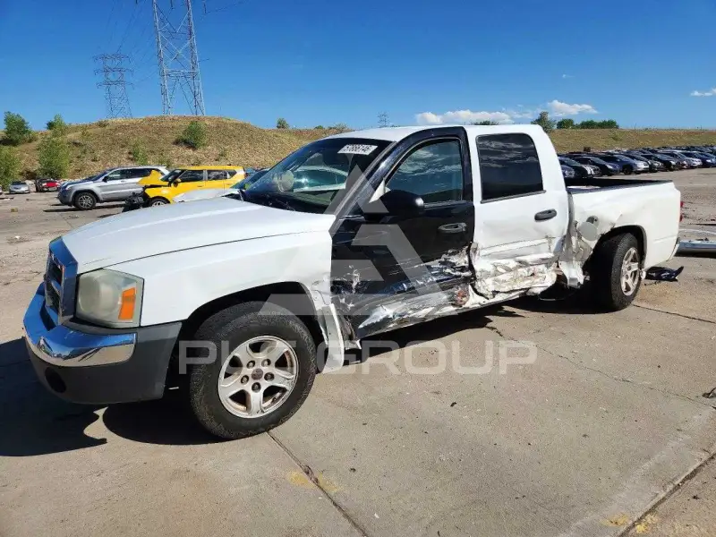2005 Dodge DAKOTA фото
