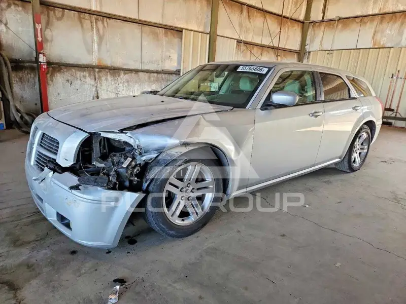 2005 Dodge MAGNUM фото