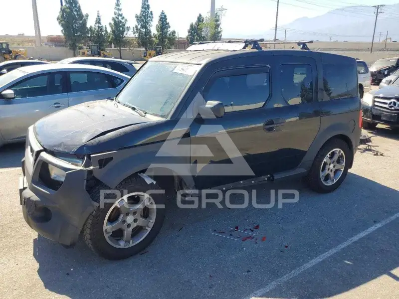 2005 Honda ELEMENT photo