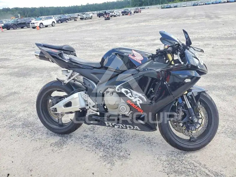 2005 Honda CBR фото