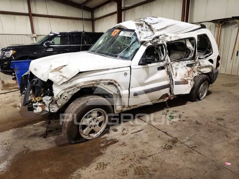 2005 Jeep LIBERTY photo