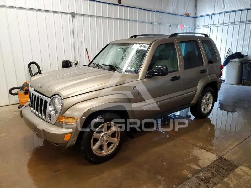 2005 Jeep LIBERTY фото