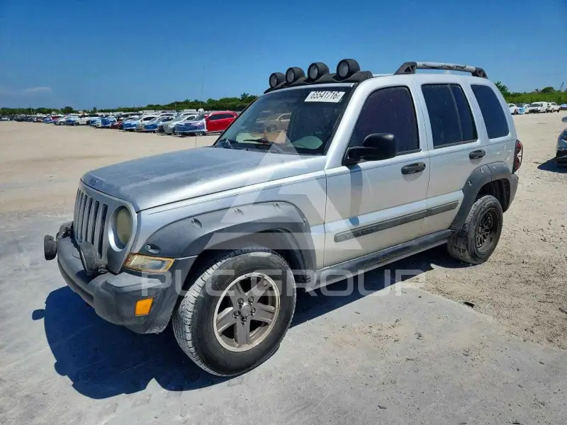 2005 Jeep LIBERTY photo
