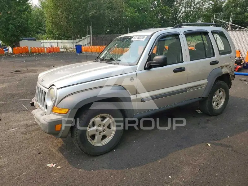 2005 Jeep LIBERTY фото