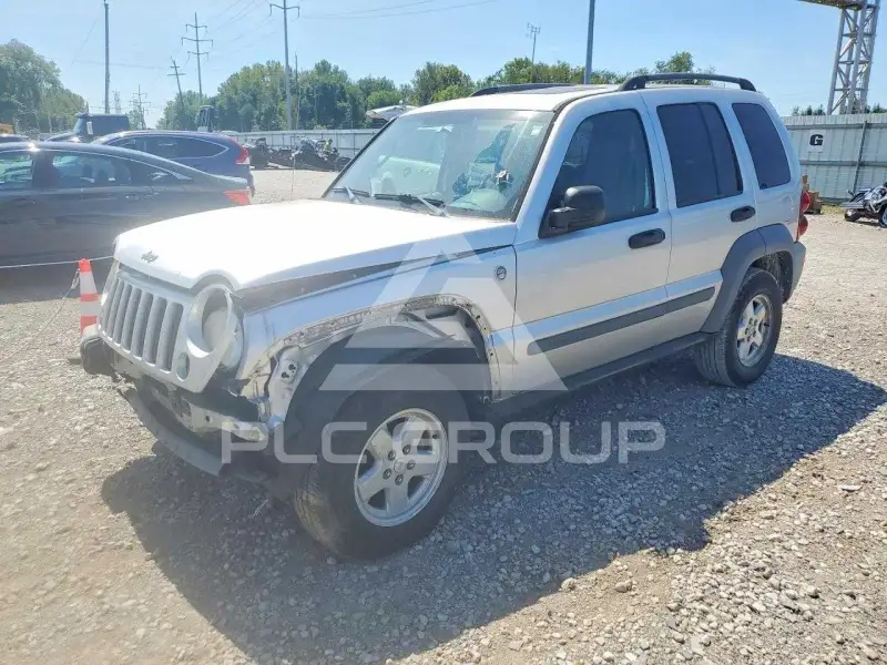 2005 Jeep LIBERTY фото