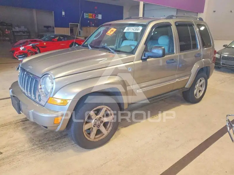 2005 Jeep LIBERTY фото