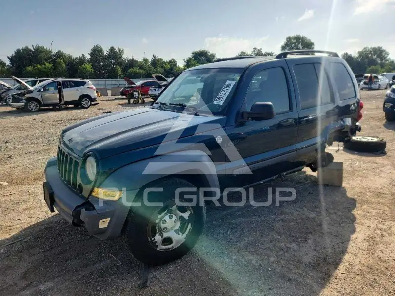 2005 Jeep LIBERTY photo
