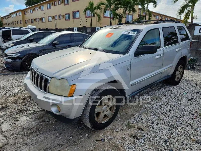 2005 Jeep CHEROKEE photo
