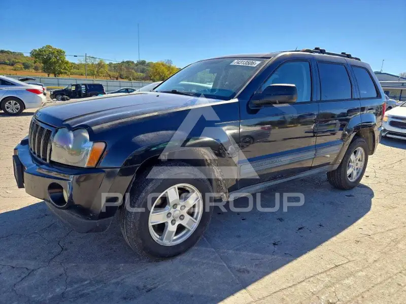 2005 Jeep CHEROKEE photo