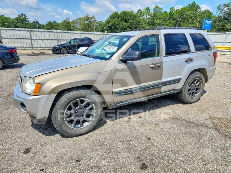 2005 Jeep CHEROKEE фото