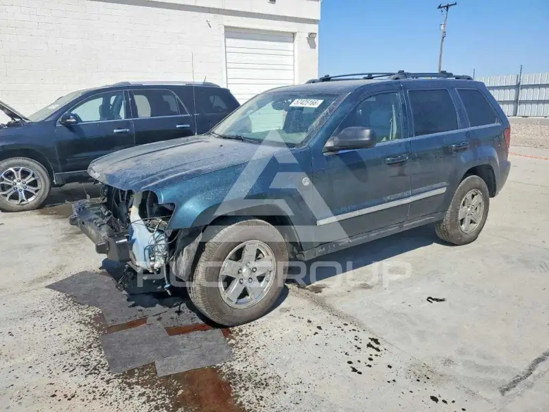 2005 Jeep CHEROKEE фото