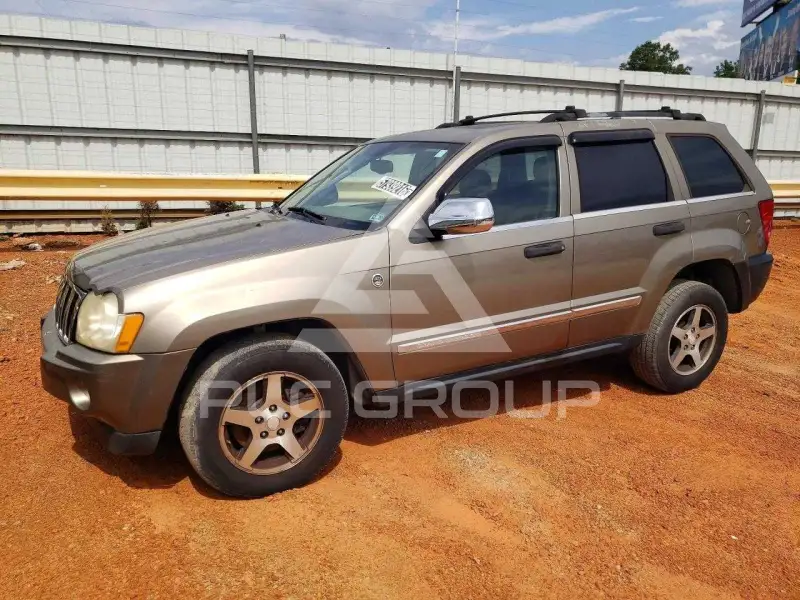2005 Jeep CHEROKEE фото
