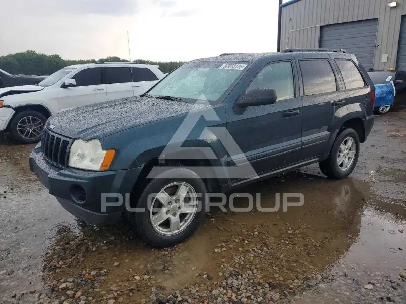 2005 Jeep CHEROKEE photo
