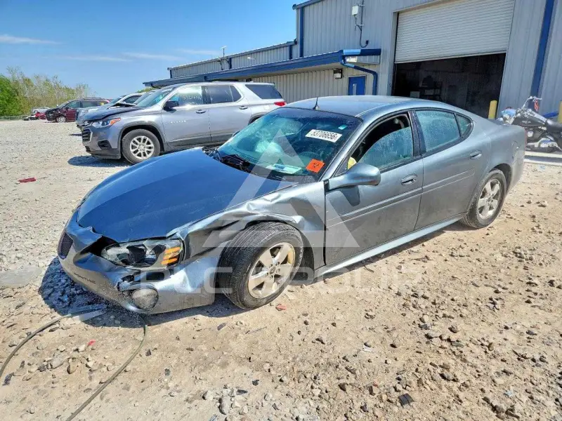 2005 Pontiac GRAND PRIX фото