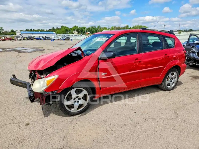 2005 Pontiac VIBE photo