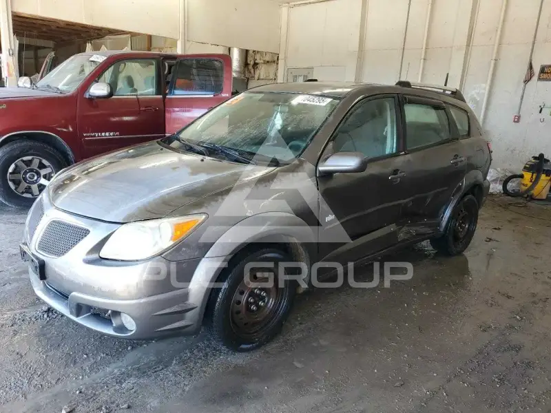 2005 Pontiac VIBE photo